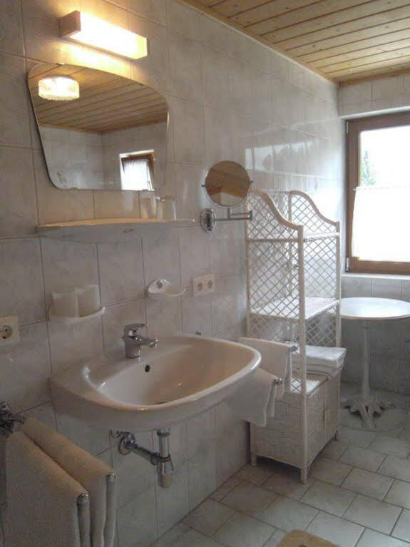 Ferienwohnung Gapp Elbigenalp Exterior foto